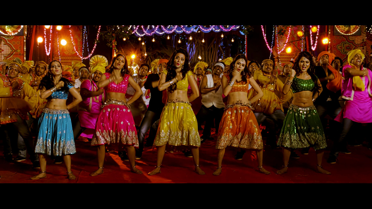 Tamanna Hot Song 03 From Himmatwala Taki O Taki 4K (Best Quality).mp4_snapshot_01.54_[2021.04.05_13.