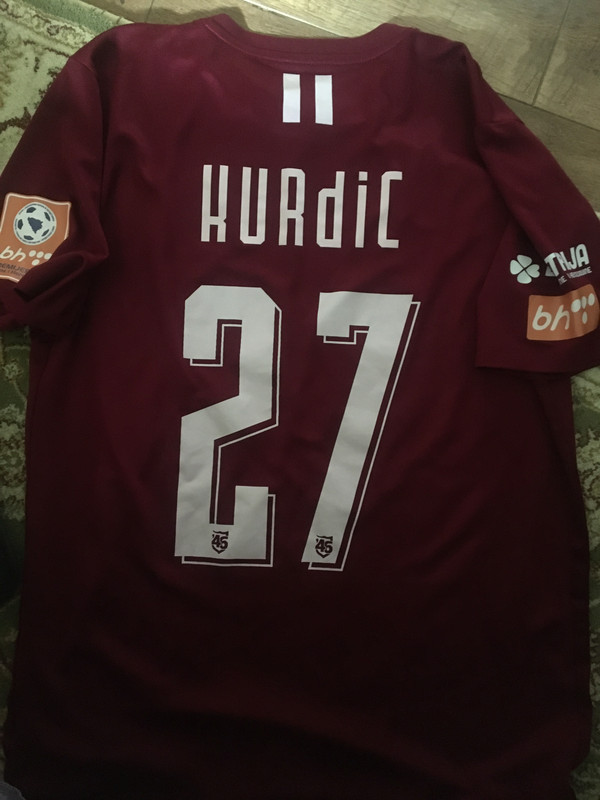 80EF48CD-D864-4366-957D-A1FBB7513244