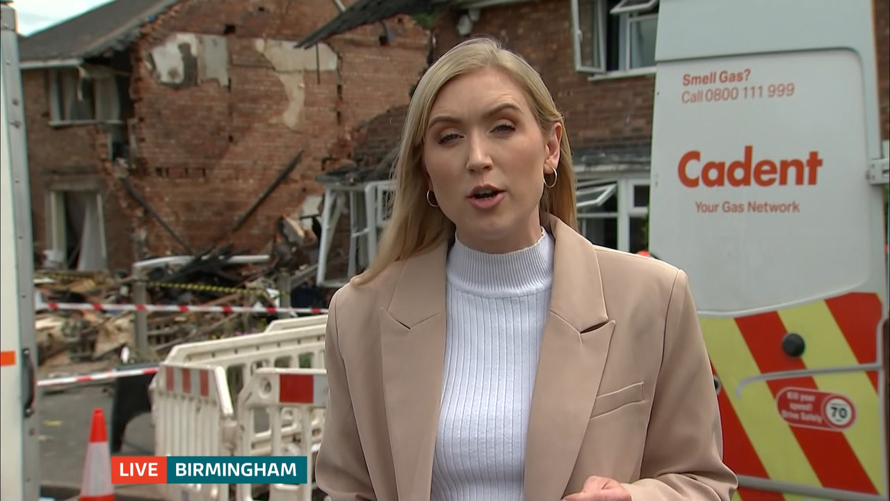 ITV Lunchtime News_20220627_13301355.ts_snapshot_04.34.387
