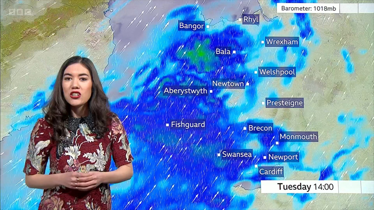 BBC_Wales_Today_Lunchtime_News_-_193._2022-12-27_m001gscb_original.mp4_snapshot_05.22.560