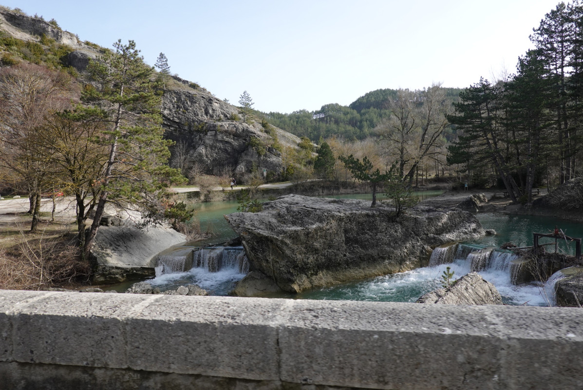 DFEDF132-0D52-4B27-93C3-2F33408EB9CA