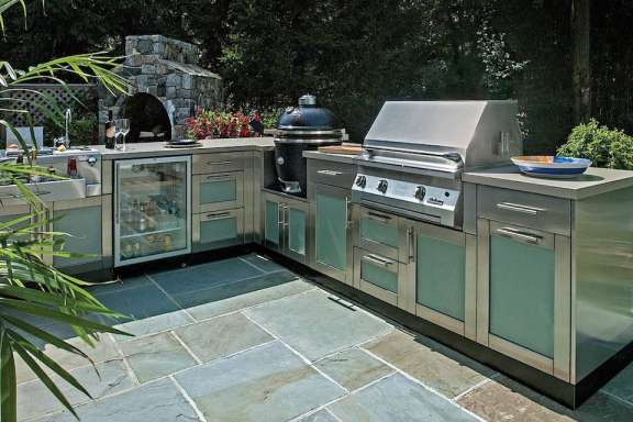 Materials for an Outdoor Kitchen