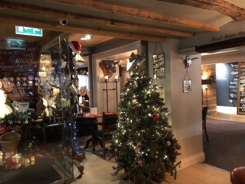 christmas-pub-2019-trunford.jpg