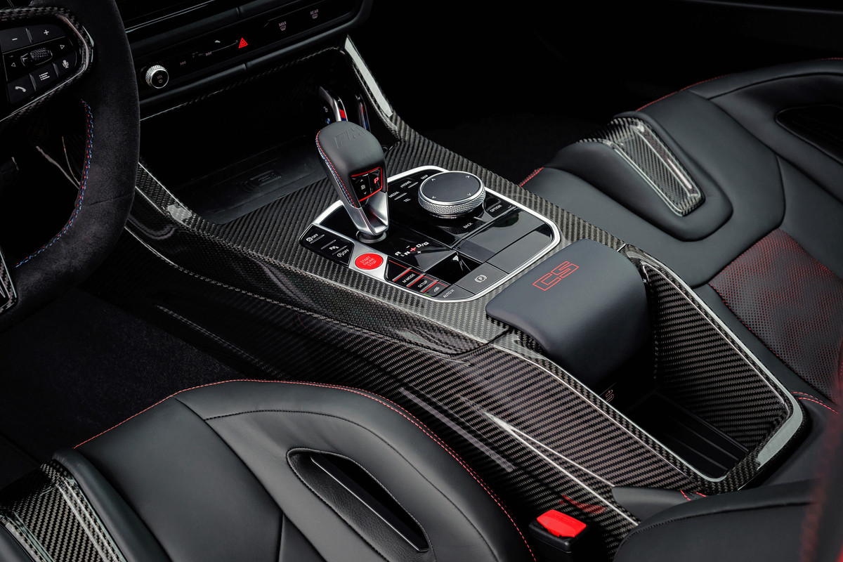 P90548583_highRes_the-all-new-bmw-m4-c