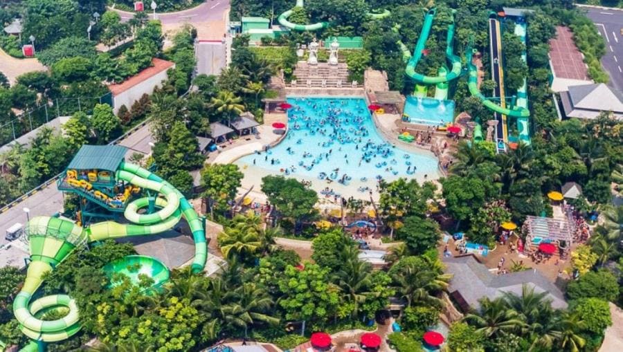 Сингапурский парк развлечений Adventure Cove - крупнейший аквапарк Юго-Восточной Азии Сингапурский парк развлечений Adventure Cove - крупнейший аквапарк Юго-Восточной Азии