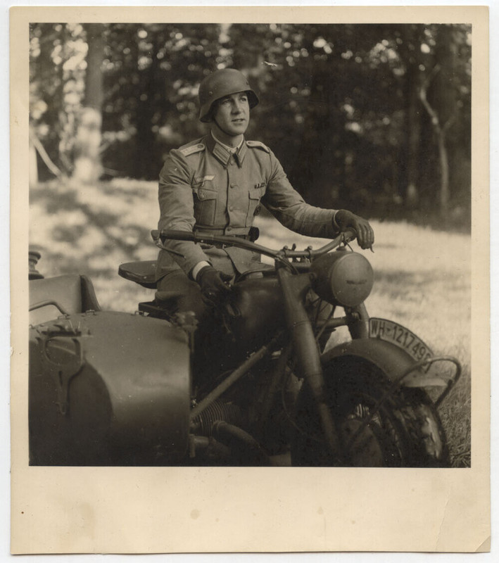 Foto wehrmacht Motorrad Krad BMW KS750 Zündapp Beiwagen Portrait offizier !
