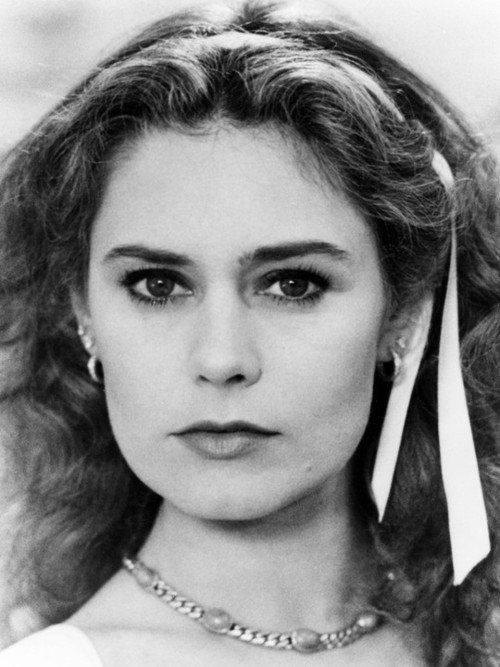 Corinne-Cléry_10476