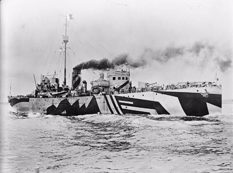 Commemoration Dazzle camouflage HMS-Rocksand