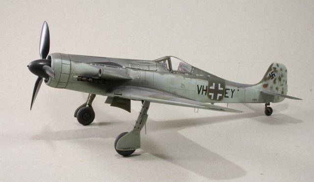 Hobby-Boss-TA-152-10.jpg