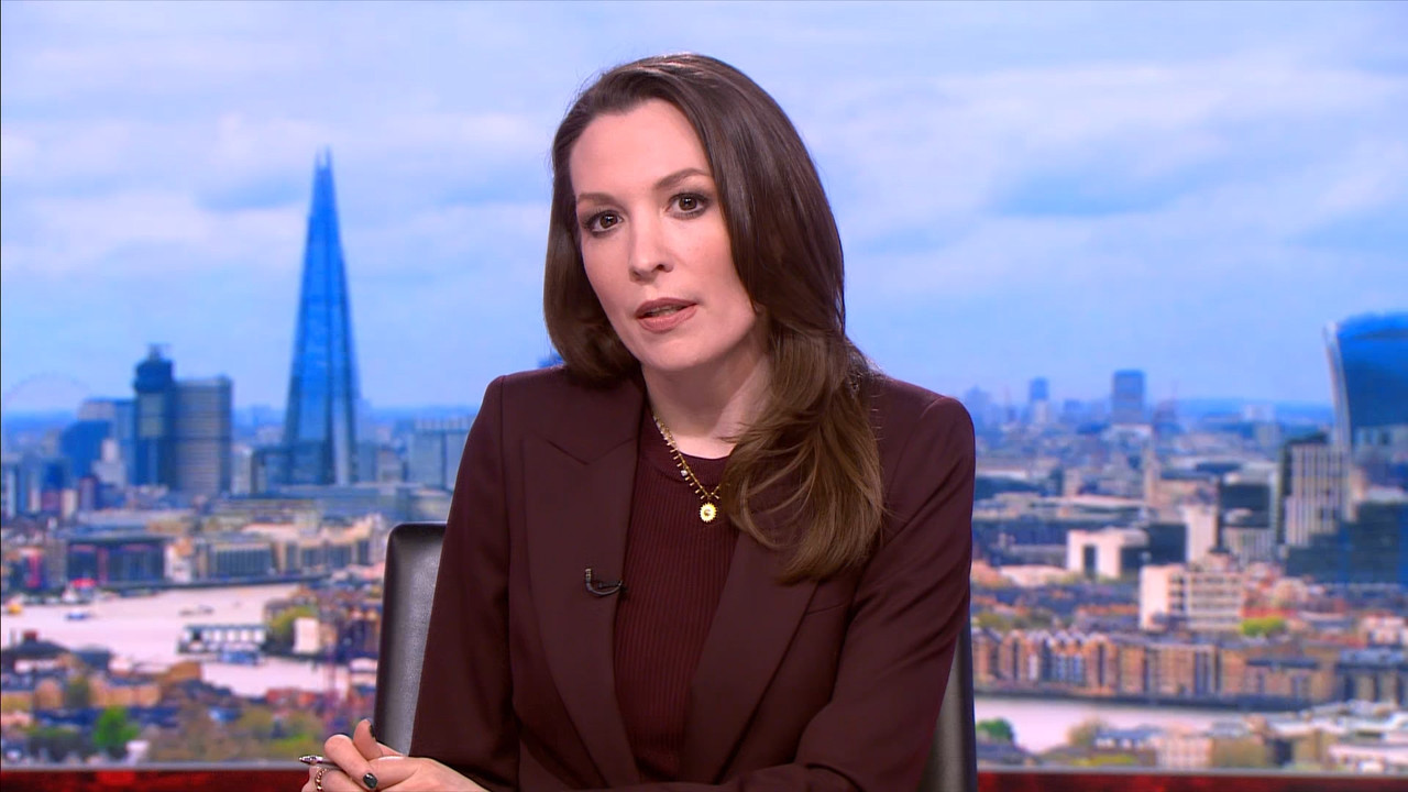 BBC London News_20230416_17501755.ts_snapshot_06.20.053