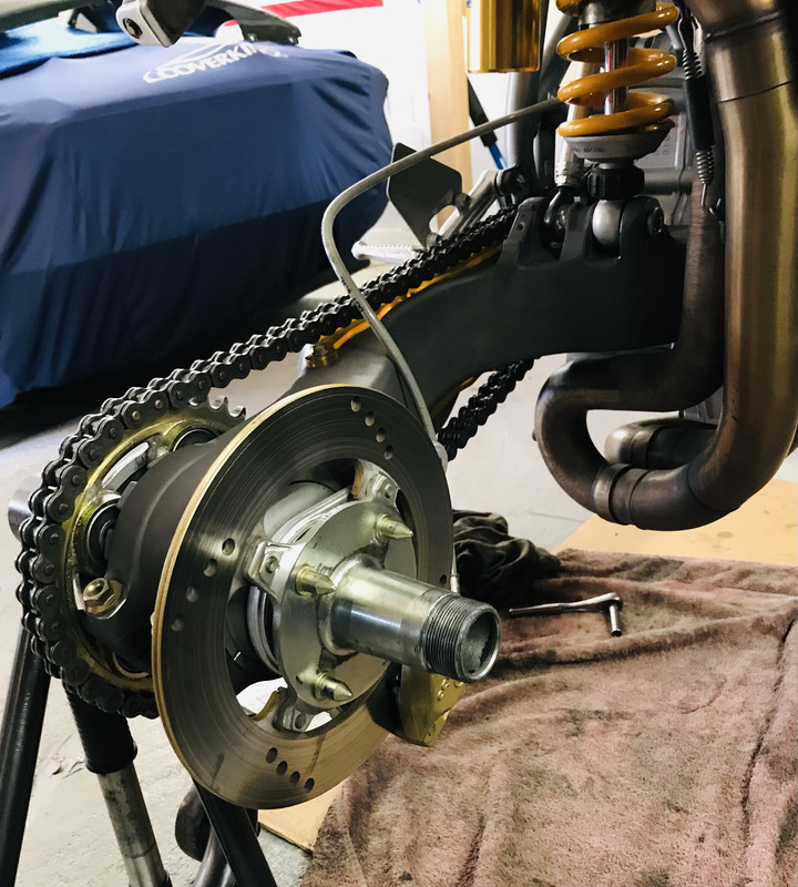 D7CCF498-15E0-4BF7-A8FF-9E337B8F0A05