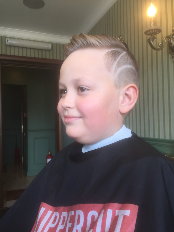 6994E5EE-E822-4991-BA2F-8A3590C855E0