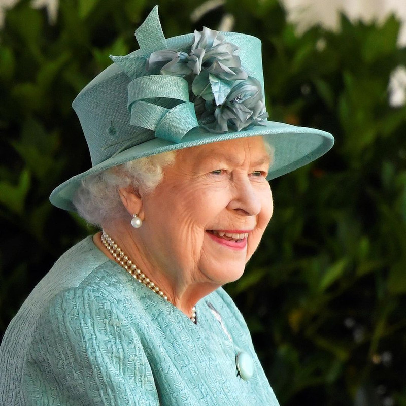 Ratu Elizabeth II