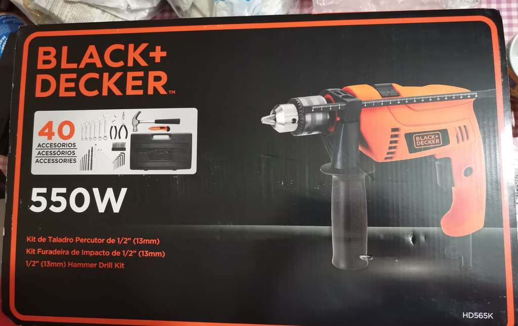 Sams. Kit de Taladro percutor black decker de 550w más 40 accesorios 