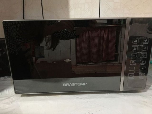 Micro-ondas Brastemp Inox 20L Espelhado BMS20 AR