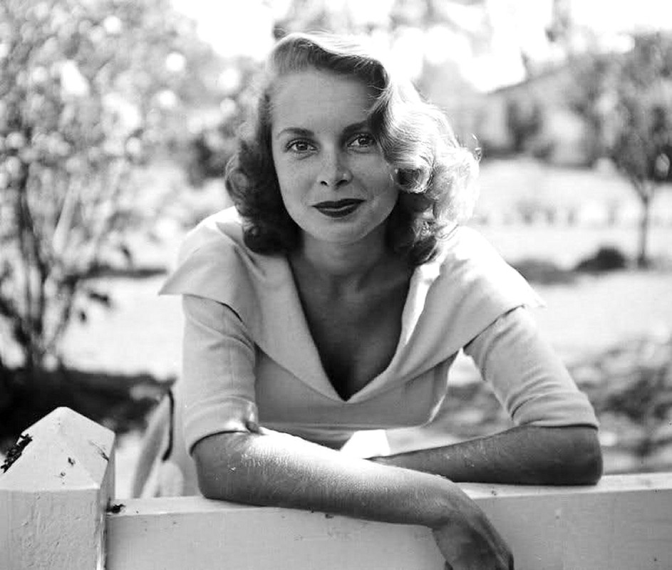 Janet_Leigh_f01