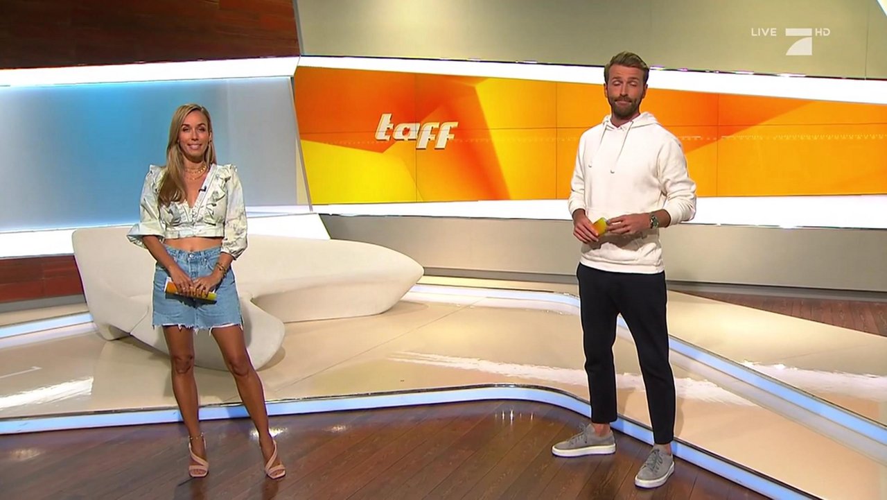 fkHD-AC-T-2021-10-01 (06)