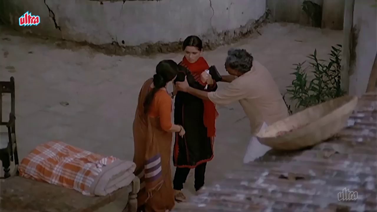 Woh-7-Din-1983-Hindi-720p-x264-AVC-AAC-2-0-mkv-0002