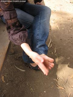 amandaparkbench_26_l