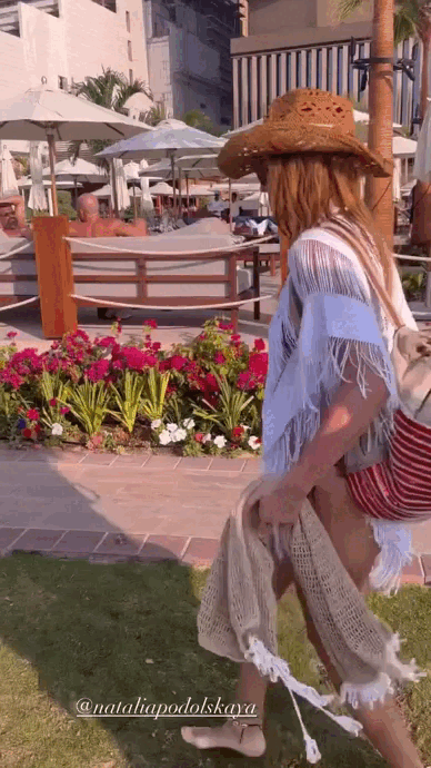 1C472228268E2E09846EA2BE4BD99484_video_dashinit (1)