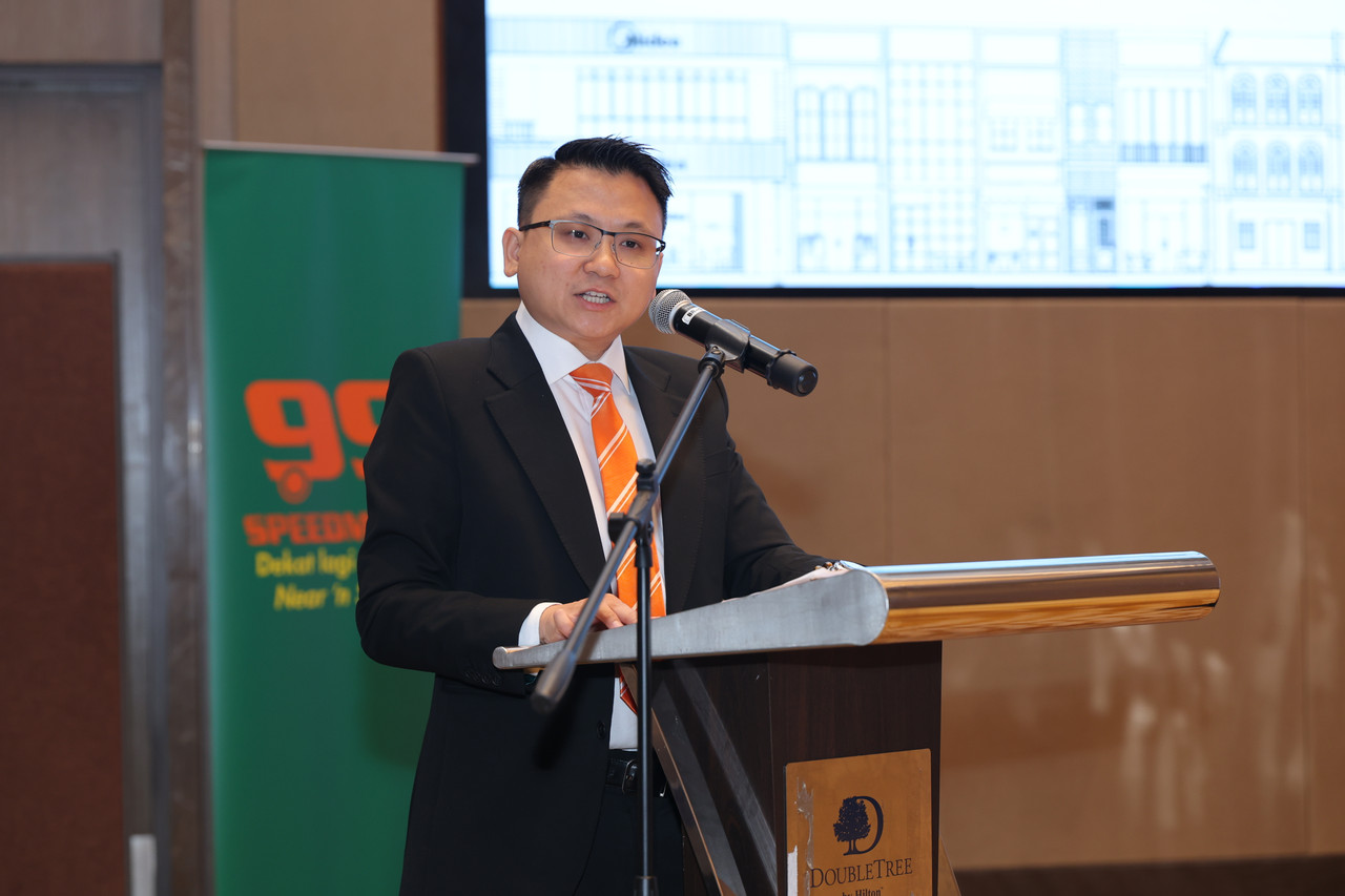 Mr Yong Eng Kwang Chief Operating Officer 99 Speed Mart Sdn Bhd