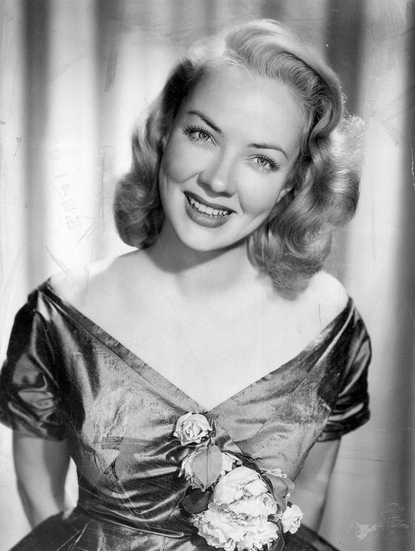 Audrey_Totter_a37