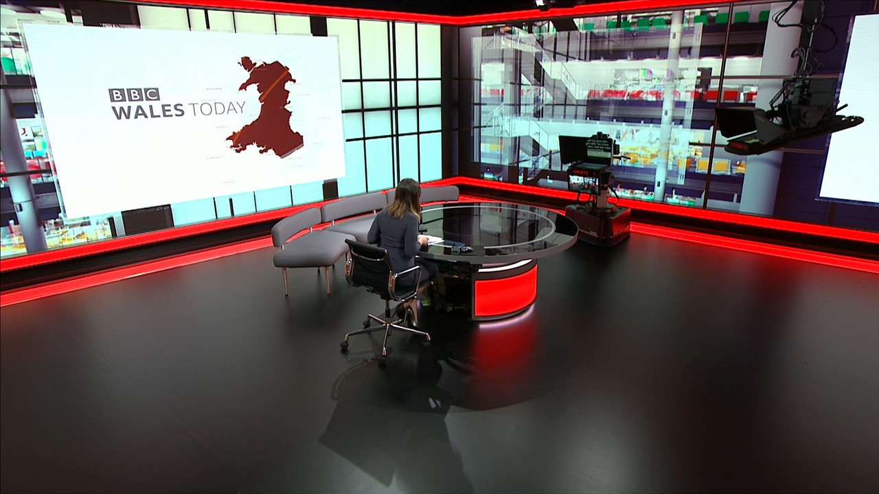 01.15 - 18.30.00 - BBC Wales Today. News and weather from BBC Wales. ....ts_snapshot_29.24.717