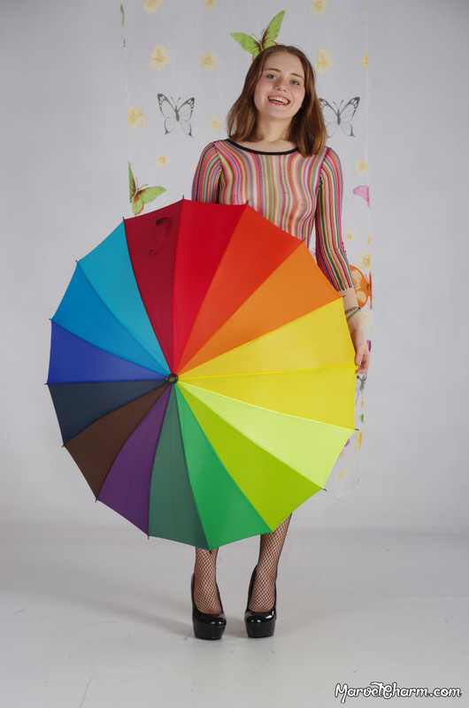 MarvelCharm_Nicolette-Rainbow-052