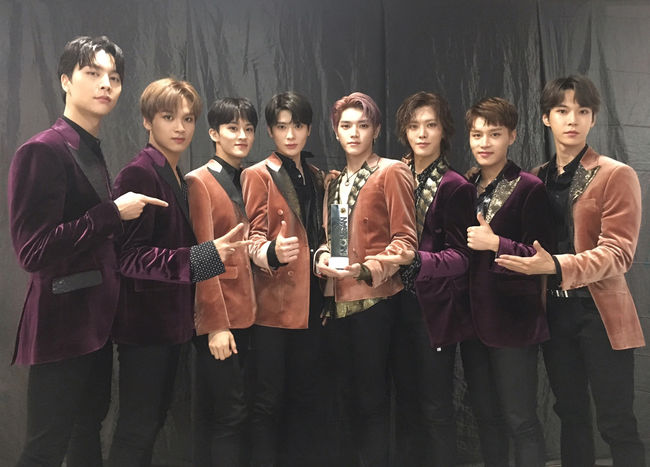 nct 127 anugerah indonesia 2019