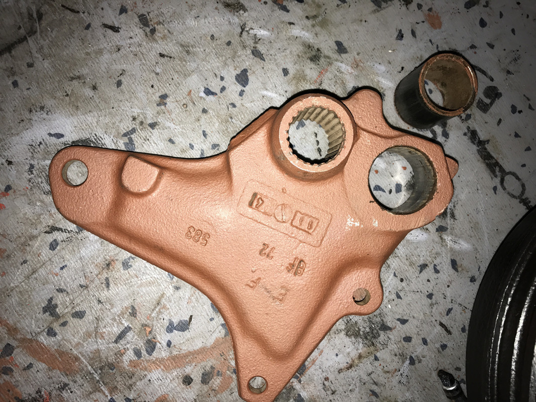 Restauration 4L (1044)