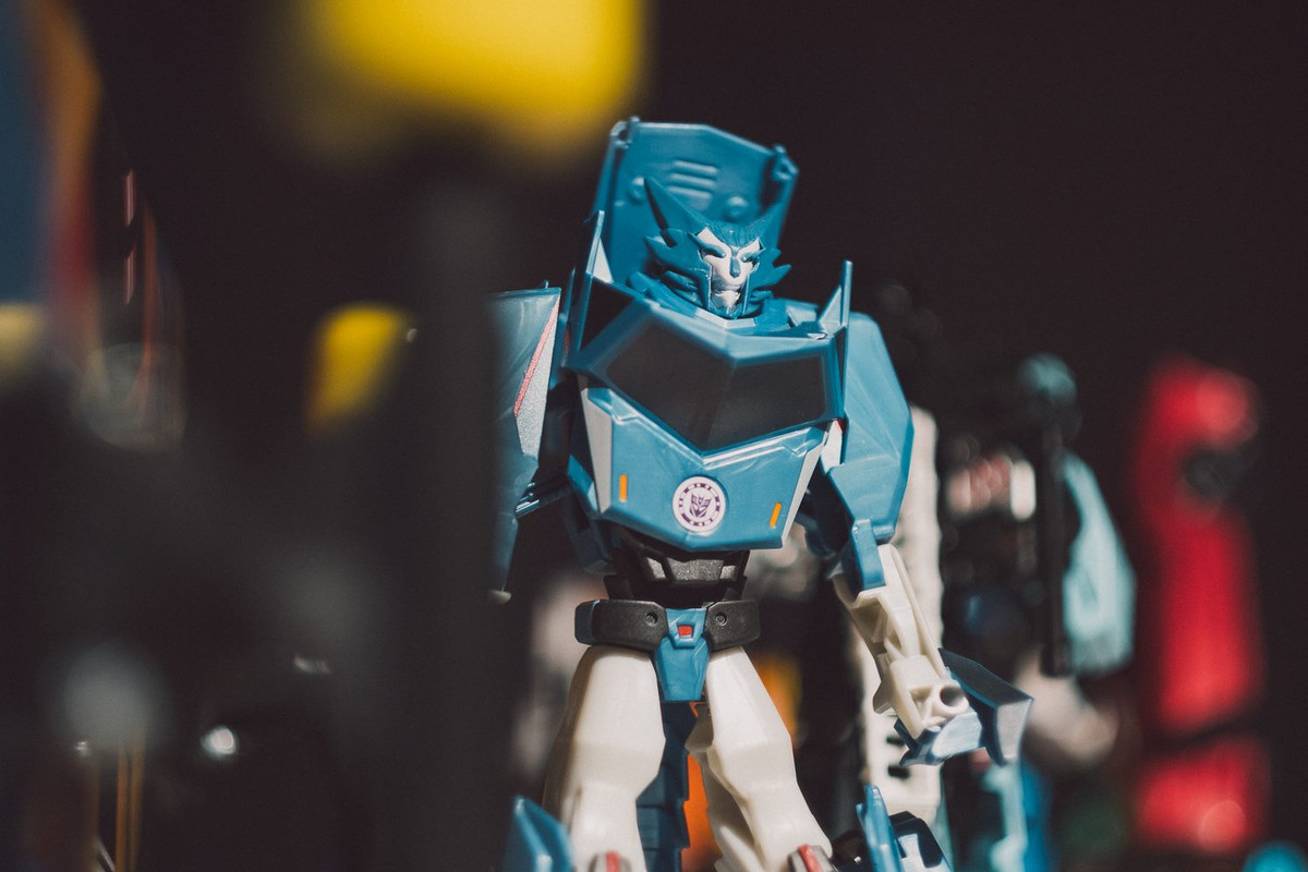 Hasbro-Factory-Of-Wonder-Transformers-005