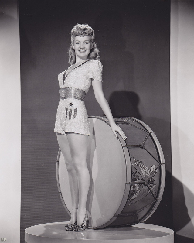 betty_grable_b89