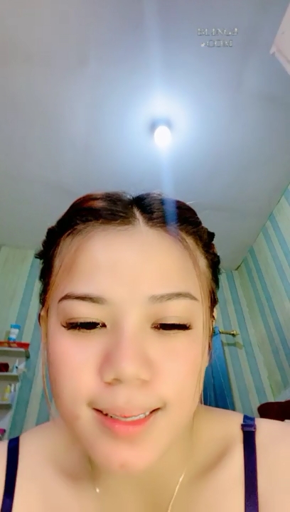 Bokep Indo Malikha Ngocok Memek  Show Bling.mp4_snapshot_00.43.46.000