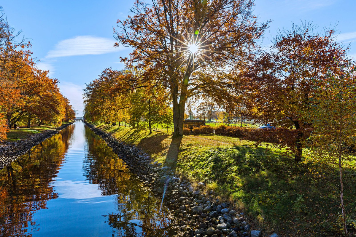 autumn-river-views-HD.jpg