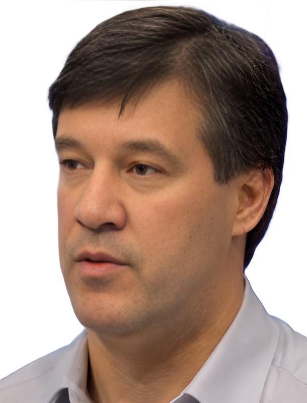 Coach Lary Kuharich
