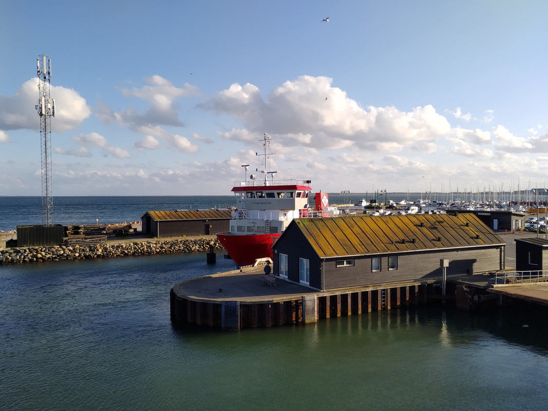 C1892573-F16C-406A-9598-914CA7E67100