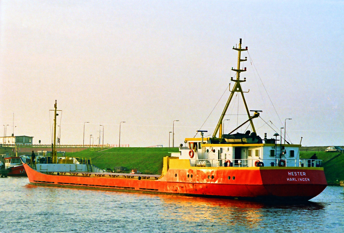 hester (2) — Postimages