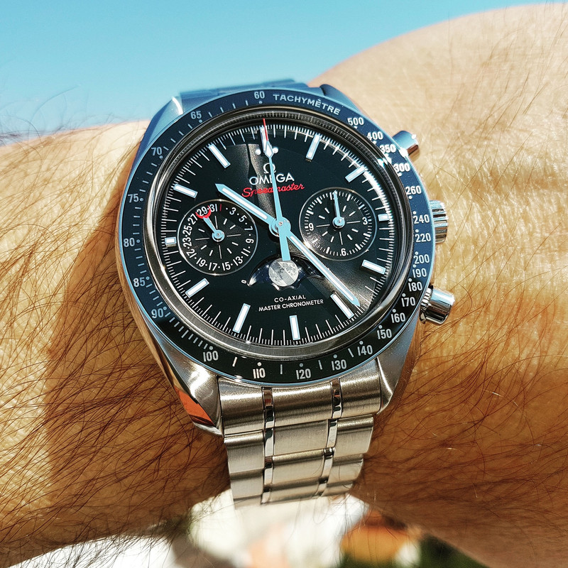 Ω Speedmaster Moonphase Co-Axial Master Chronometer Chronograph 44.25mm (2)