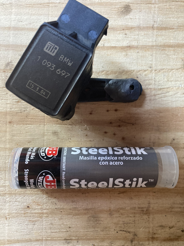 22022B0F-7331-41DA-A03E-752288F0DE66