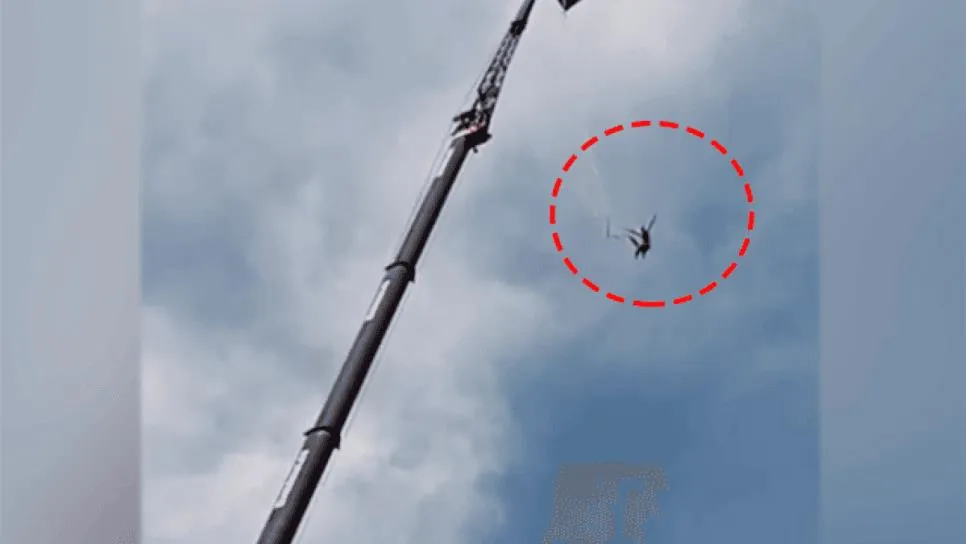 Cuerda de bungee se rompe y el turista se salva de milagro en parque de Tailandia