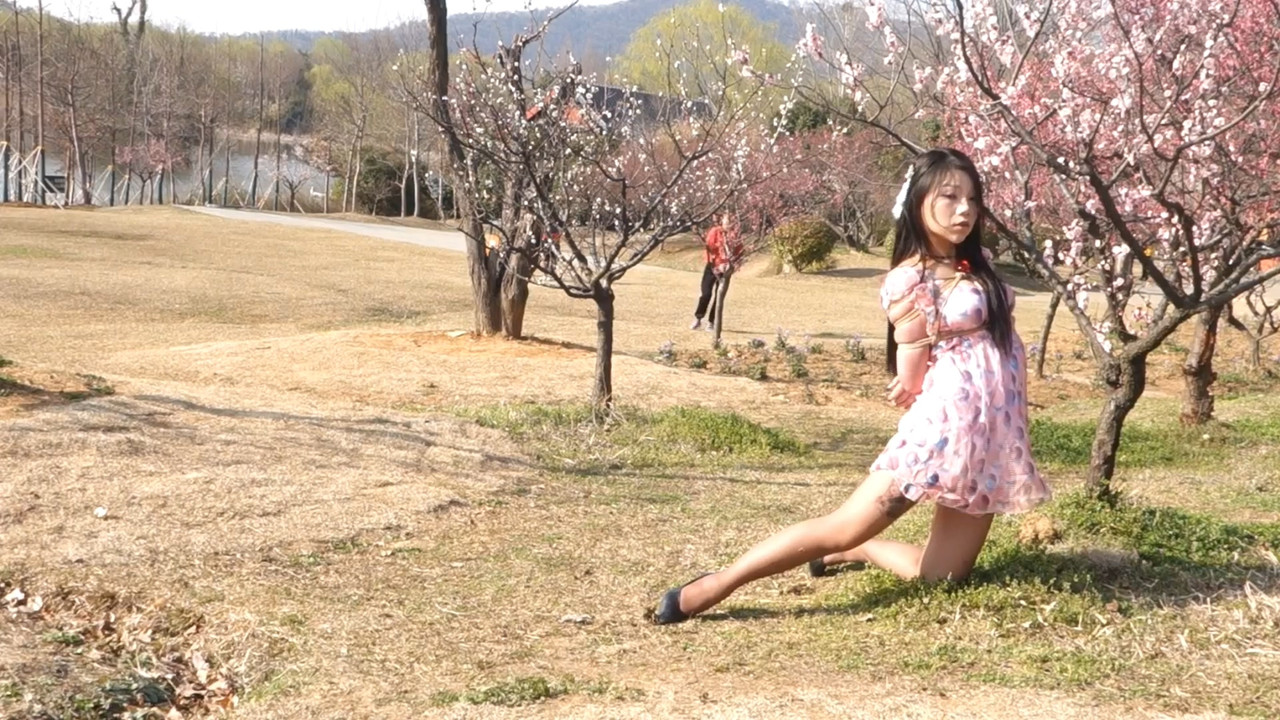 锐度 春色诱惑.mp4_20201124_185406.782