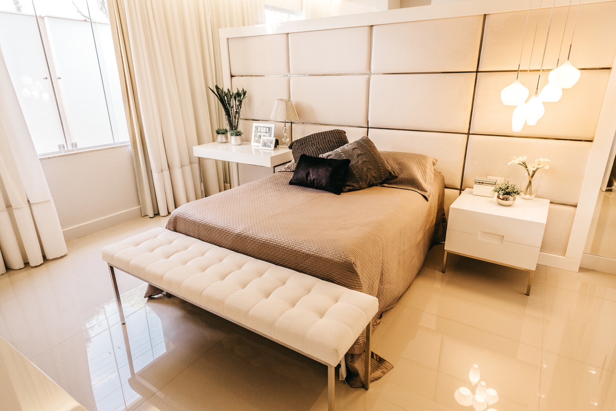 Modern Bedroom Design With A Double Bed And An Ottoman Bench