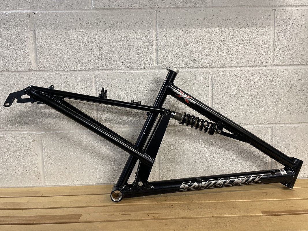 A1E31EE4-4737-46BB-BE77-25295F5736FC