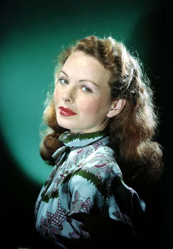 Jeanne_Crain_b25