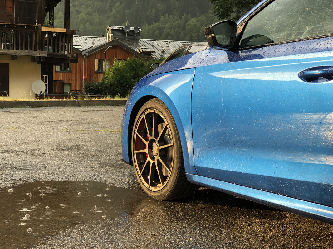 82625883-4230-4E28-86DE-114332F460DB