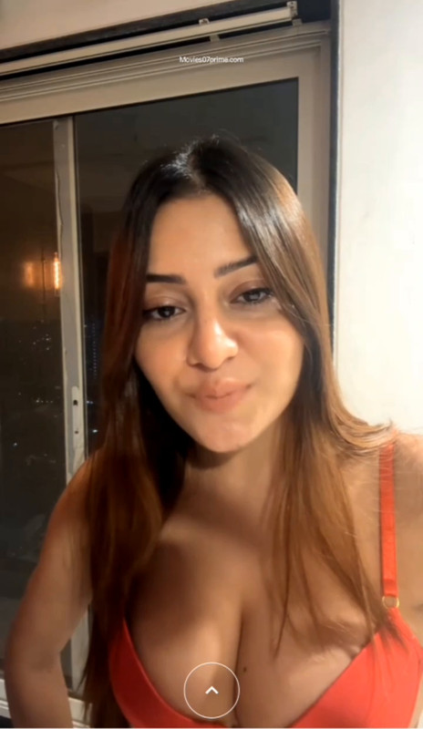 Simran Kaur Live mp4 0010