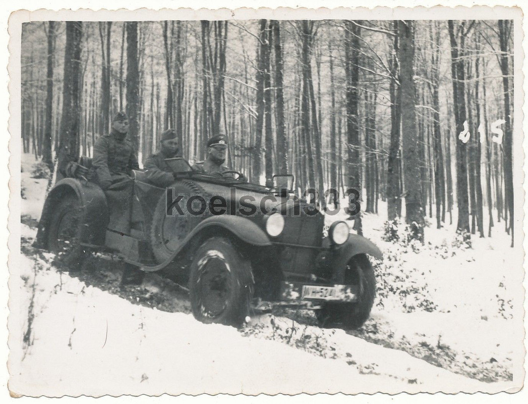 Foto Mercedes Benz Kübelwagen PKW Bei Geländefah