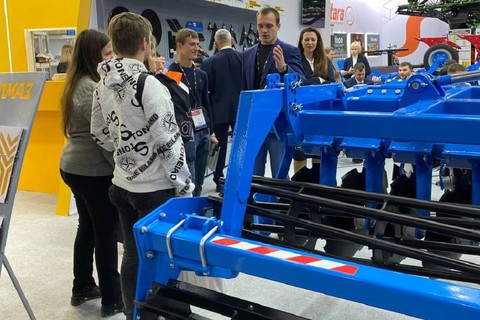 В выставке приняли участие более 120 компанийпроизводителей В выставке приняли участие более 120 компанийпроизводителей