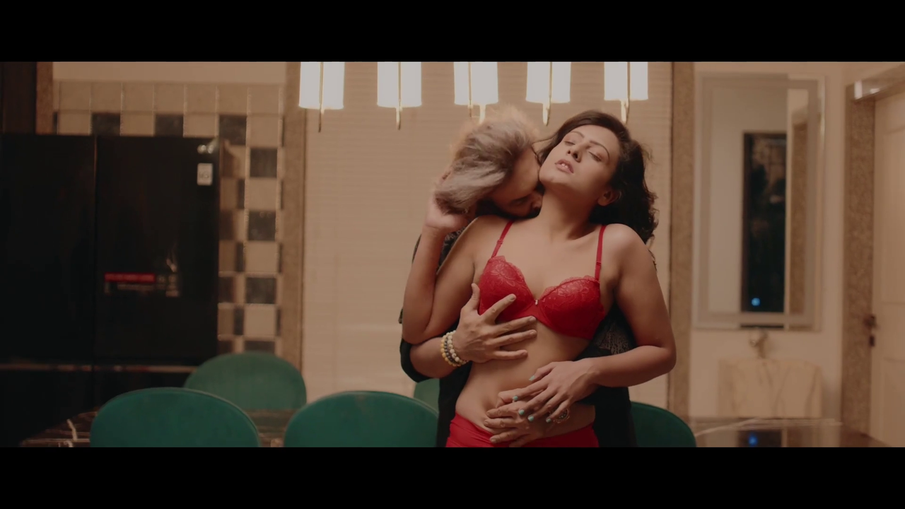 vlcsnap-2025-06-09-22h46m37s636