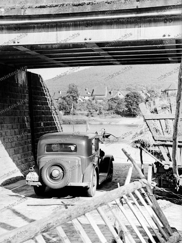 Main-Miltenberg-Kfz-Fähre-Mercedes-5